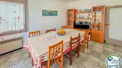 Apartment on Carrer de la Roca Llarga photo 5