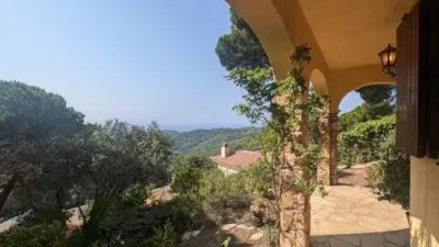 Chalet on Carrer d'Heidelberg photo 37