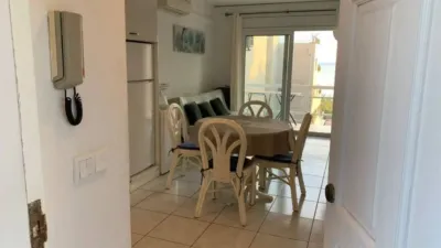 Apartment on Carrer de Joanot Martorell photo 25