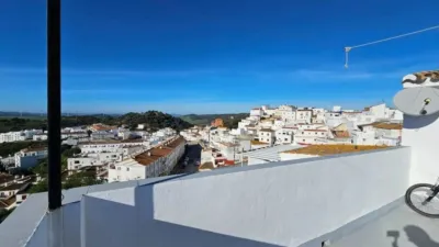 Apartment in Alcalá de los Gazules photo 2