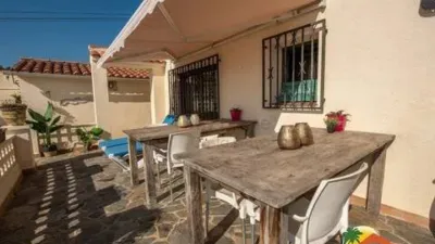 Chalet on Carrer Montroig photo 33