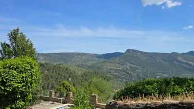 Rustic house in Villanueva del Arzobispo photo 8