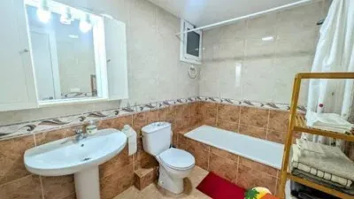 Chalet on Calle Lluisa Usall i Bosch No Number photo 25