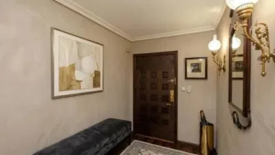Penthouse in Traditional Centre photo 4