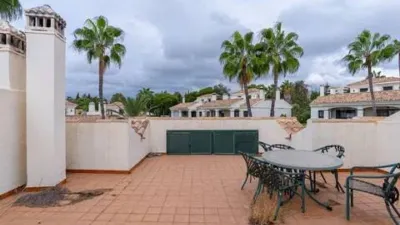 Townhouse in El Paraíso-Atalaya-Benamara photo 26