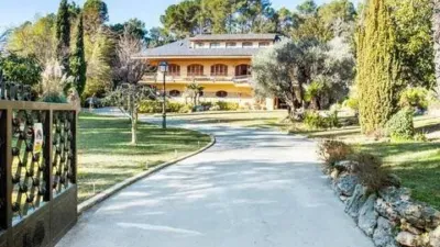 Chalet in Begues photo 3