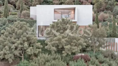 Chalet in Fenals photo 2