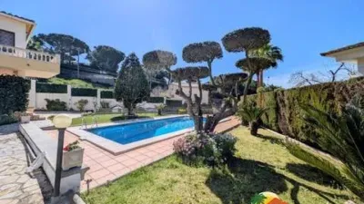 Chalet on Carrer del Mestre Lluis Millet photo 41