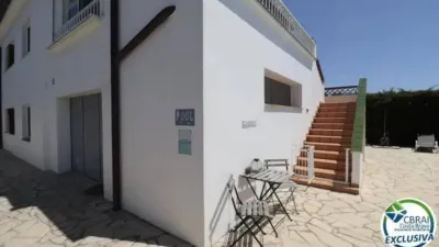 Chalet on Carrer del Castanyer photo 5