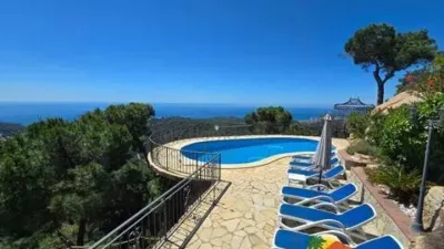 Chalet on Avenida Falgueres photo 3