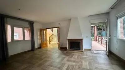 House in Colonia photo 4