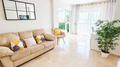 Apartment in El Paraíso-Atalaya-Benamara photo 6