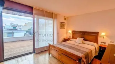 Chalet on Carrer de Pere Puig i Llensa photo 14