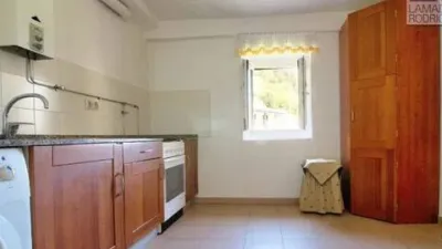 Chalet on Calle Treceno-Requejo, 27 photo 12
