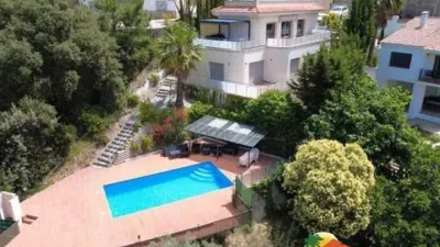Chalet on Avinguda dels Arbres photo 39