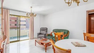 Apartment on Calle de Ollería photo 9