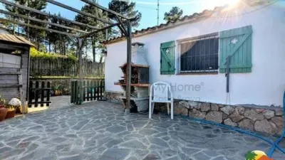Chalet on Carrer de Tordera photo 17