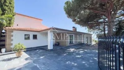 Chalet on Avinguda de Bilbenyes photo 43