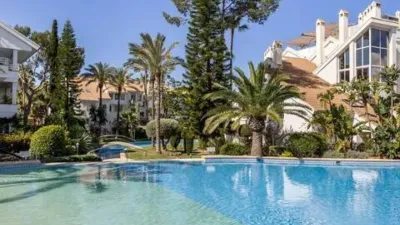 Apartment on Gran Via de les Penyes Rotges photo 20