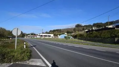 Nave industrial en venta en Miño - Más