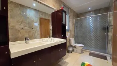 Chalet on Avinguda dels Arbres photo 27