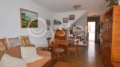 Apartment on Avenida Santiago Puig photo 2