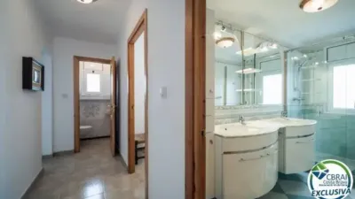 Apartment on Carrer de Manuel de Falla photo 9