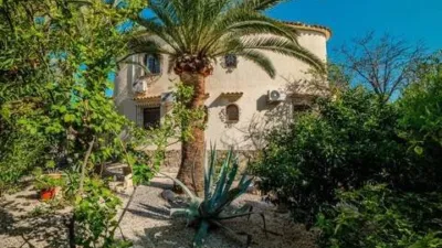 Chalet in Las Adelfas-Benicolada-Garduix photo 8