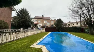 House in Colonia photo 24