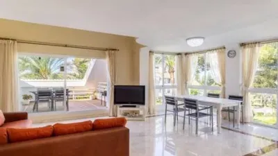 Apartment on Gran Via de les Penyes Rotges photo 2