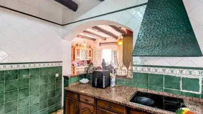 Chalet on Carrer de Berga photo 8