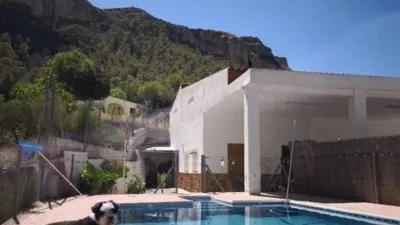 Chalet in Crevillent photo 4