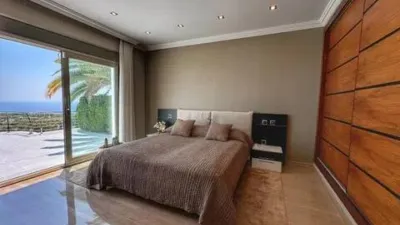 Chalet in La Fustera photo 20