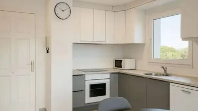Apartment on Carrer de Joanot Martorell photo 16