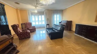Apartment in Cangas del Narcea photo 3