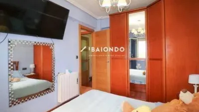 Apartment in Ermua photo 9