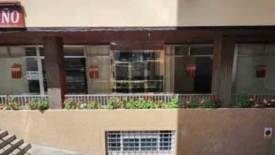 Local comercial en alquiler en Calle Real - Vista 2