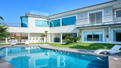 Chalet in Sant Pol de Mar photo 3