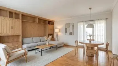 Penthouse in Traditional Centre photo 7