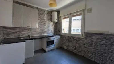 Apartment in Galdakao photo 3