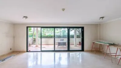 Townhouse in El Paraíso-Atalaya-Benamara photo 8