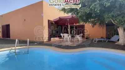 Chalet en La Oliva photo 2