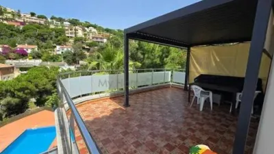 Chalet on Avinguda dels Arbres photo 37