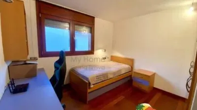 Chalet on Carrer de Pere Puig i Llensa photo 37