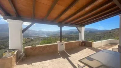 Chalet in El Burgo photo 2