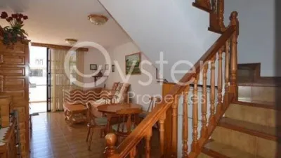 Apartment on Avenida Santiago Puig photo 3