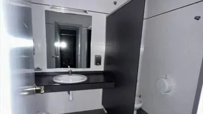 Local comercial en alquiler en Sagrada Familia-Vioño - Més