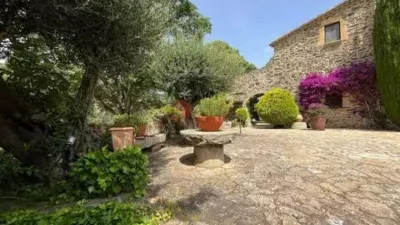 Chalet on Calle Diseminado Raval de Baix, 39 photo 3