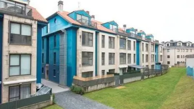 Piso en venta en Avenida de los Mugardos - Más