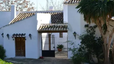 Rustic property in Almogía photo 10